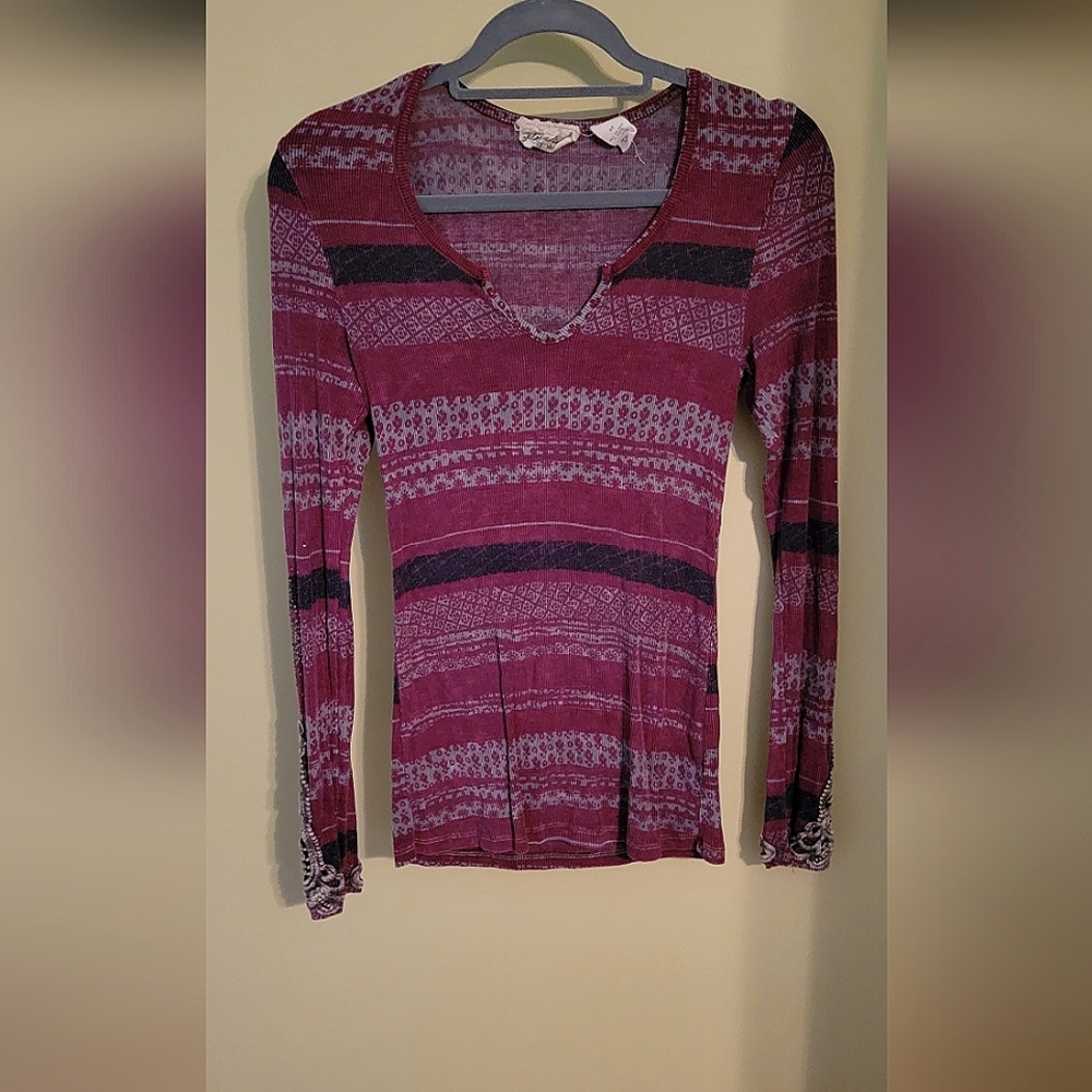 Gimmicks long sleeve xs